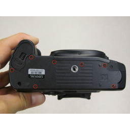 Замена нижней панели Canon EOS 30